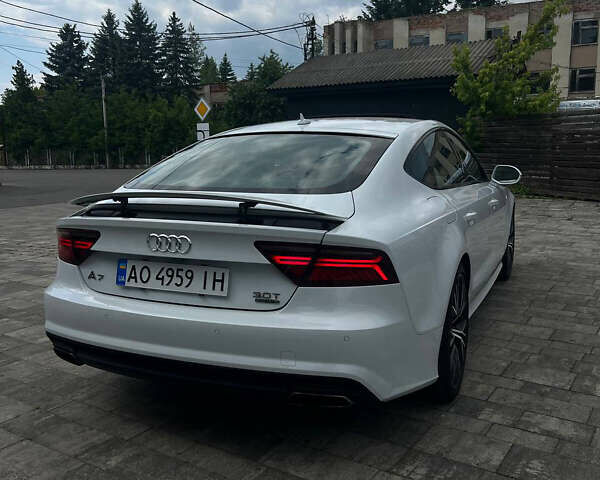 Белый Ауди A7 Sportback, объемом двигателя 3 л и пробегом 249 тыс. км за 26000 $, фото 4 на Automoto.ua