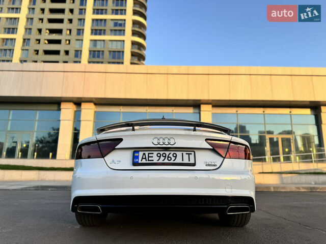 Белый Ауди A7 Sportback, объемом двигателя 3 л и пробегом 109 тыс. км за 26400 $, фото 10 на Automoto.ua