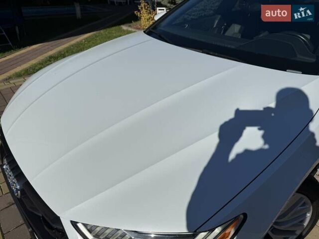 Ауди A7 Sportback 2018 в Киеве на Automoto.ua Белый Ауди A7 Sportback, объемом двигателя 3 л и пробегом 141 тыс. км за 41900 $, фото 6 на Automoto.ua