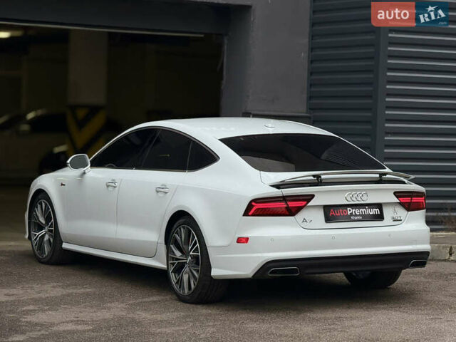 Белый Ауди A7 Sportback, объемом двигателя 3 л и пробегом 111 тыс. км за 27000 $, фото 5 на Automoto.ua