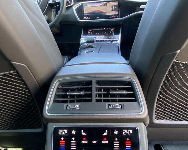 Білий Ауді A7 Sportback, об'ємом двигуна 3 л та пробігом 55 тис. км за 58100 $, фото 30 на Automoto.ua