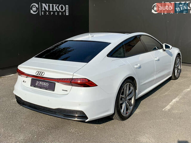 Білий Ауді A7 Sportback, об'ємом двигуна 2 л та пробігом 70 тис. км за 48900 $, фото 10 на Automoto.ua