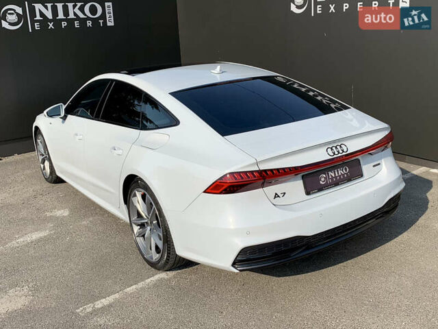 Білий Ауді A7 Sportback, об'ємом двигуна 2 л та пробігом 70 тис. км за 48900 $, фото 6 на Automoto.ua