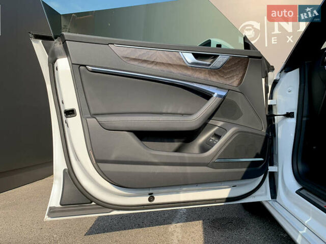 Білий Ауді A7 Sportback, об'ємом двигуна 2 л та пробігом 70 тис. км за 48900 $, фото 24 на Automoto.ua