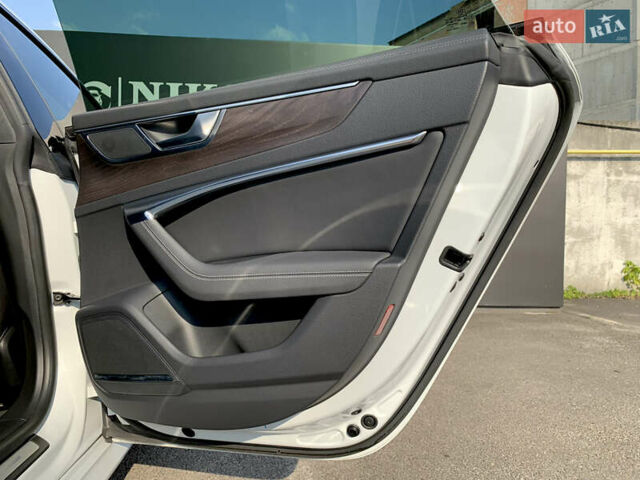 Білий Ауді A7 Sportback, об'ємом двигуна 2 л та пробігом 70 тис. км за 48900 $, фото 27 на Automoto.ua