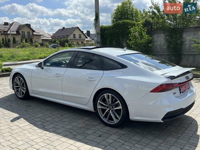 Белый Ауди A7 Sportback, объемом двигателя 2 л и пробегом 70 тыс. км за 51000 $, фото 5 на Automoto.ua