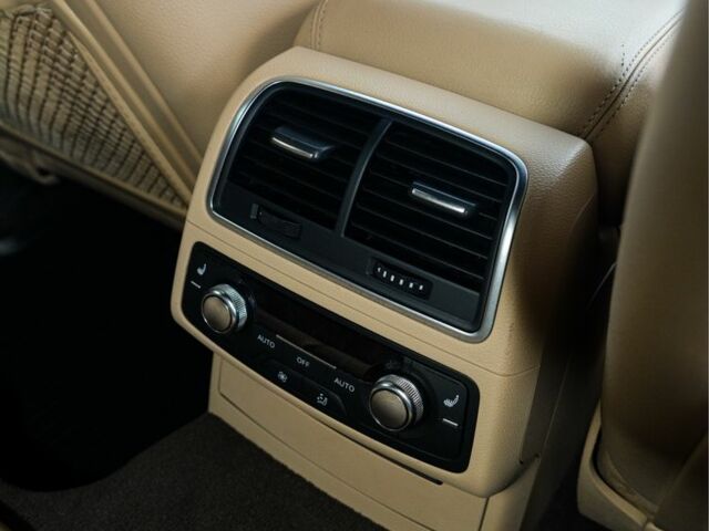 Черный Ауди A7 Sportback, объемом двигателя 3 л и пробегом 202 тыс. км за 19000 $, фото 16 на Automoto.ua