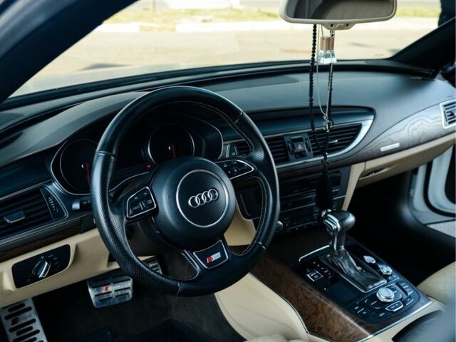 Черный Ауди A7 Sportback, объемом двигателя 3 л и пробегом 202 тыс. км за 19000 $, фото 9 на Automoto.ua