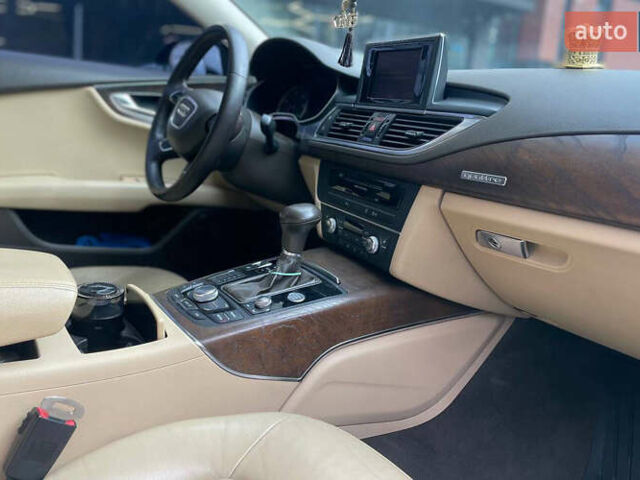 Черный Ауди A7 Sportback, объемом двигателя 2.97 л и пробегом 295 тыс. км за 21500 $, фото 12 на Automoto.ua