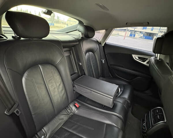 Чорний Ауді A7 Sportback, об'ємом двигуна 3 л та пробігом 214 тис. км за 12800 $, фото 17 на Automoto.ua
