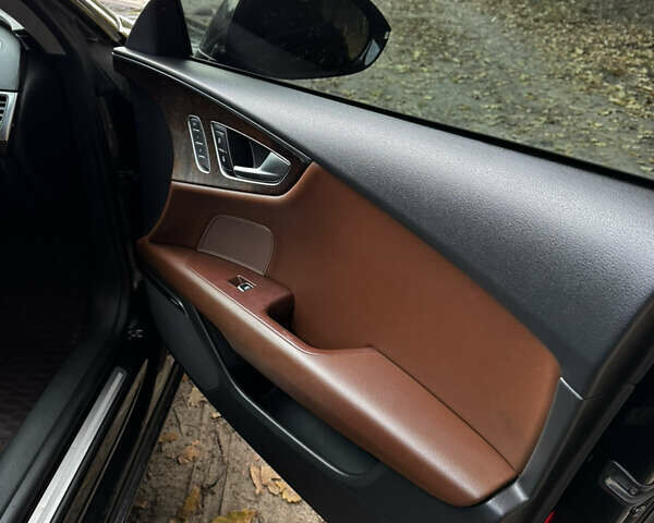 Чорний Ауді A7 Sportback, об'ємом двигуна 3 л та пробігом 340 тис. км за 23500 $, фото 9 на Automoto.ua