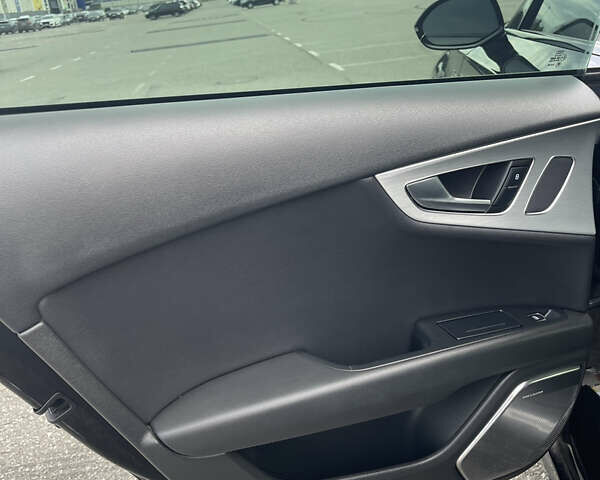 Черный Ауди A7 Sportback, объемом двигателя 3 л и пробегом 96 тыс. км за 21000 $, фото 12 на Automoto.ua