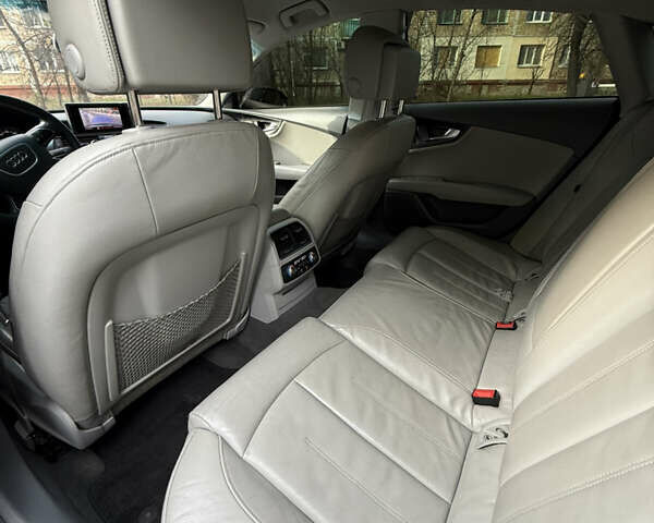 Черный Ауди A7 Sportback, объемом двигателя 3 л и пробегом 220 тыс. км за 13000 $, фото 10 на Automoto.ua