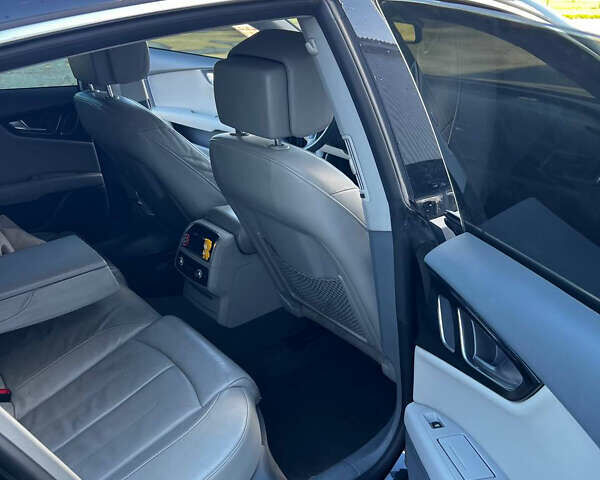 Ауди A7 Sportback 2011 в Киеве на Automoto.ua Черный Ауди A7 Sportback, объемом двигателя 3 л и пробегом 219 тыс. км за 12000 $, фото 4 на Automoto.ua