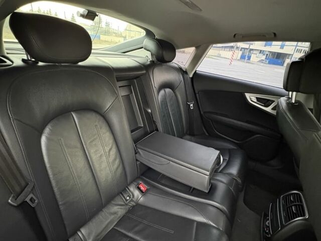 Черный Ауди A7 Sportback, объемом двигателя 3 л и пробегом 214 тыс. км за 12800 $, фото 17 на Automoto.ua