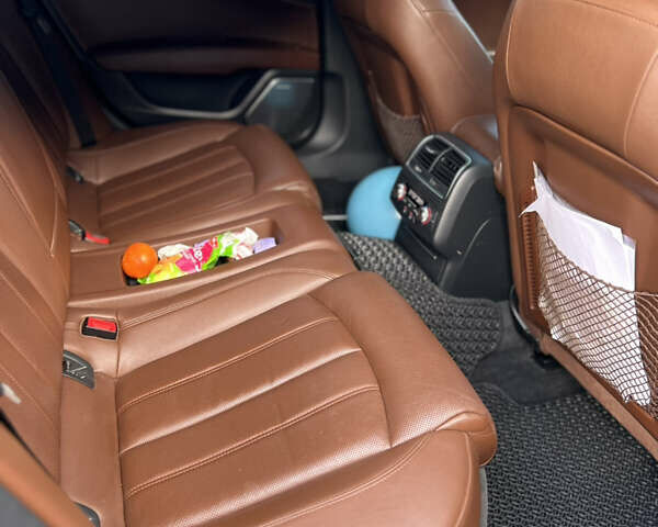 Черный Ауди A7 Sportback, объемом двигателя 3 л и пробегом 245 тыс. км за 19999 $, фото 17 на Automoto.ua