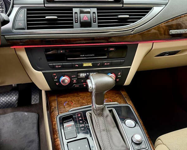 Черный Ауди A7 Sportback, объемом двигателя 3 л и пробегом 201 тыс. км за 15799 $, фото 6 на Automoto.ua