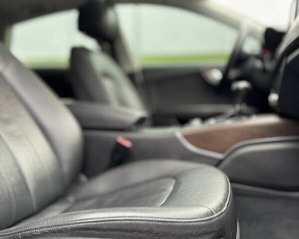 Черный Ауди A7 Sportback, объемом двигателя 3 л и пробегом 211 тыс. км за 18000 $, фото 19 на Automoto.ua