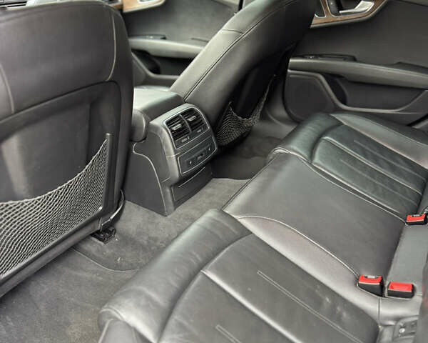 Черный Ауди A7 Sportback, объемом двигателя 3 л и пробегом 211 тыс. км за 18000 $, фото 10 на Automoto.ua