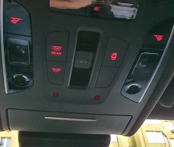 Чорний Ауді A7 Sportback, об'ємом двигуна 3 л та пробігом 210 тис. км за 22000 $, фото 13 на Automoto.ua