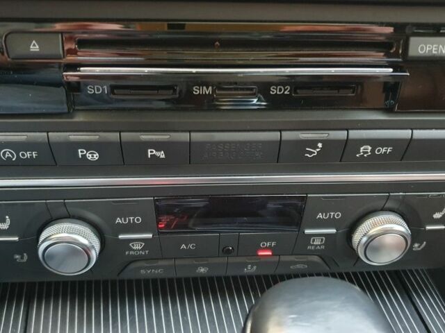 Чорний Ауді A7 Sportback, об'ємом двигуна 3 л та пробігом 210 тис. км за 22000 $, фото 2 на Automoto.ua