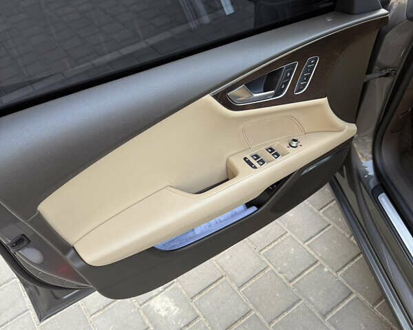 Коричневый Ауди A7 Sportback, объемом двигателя 3 л и пробегом 250 тыс. км за 15700 $, фото 31 на Automoto.ua