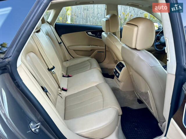 Коричневий Ауді A7 Sportback, об'ємом двигуна 3 л та пробігом 273 тис. км за 12000 $, фото 28 на Automoto.ua