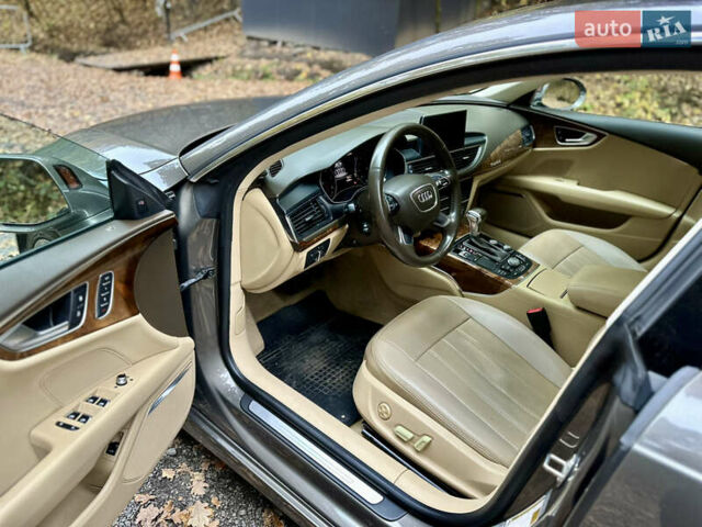 Коричневый Ауди A7 Sportback, объемом двигателя 3 л и пробегом 273 тыс. км за 13200 $, фото 16 на Automoto.ua
