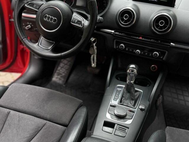 Красный Ауди A7 Sportback, объемом двигателя 1.4 л и пробегом 92 тыс. км за 14000 $, фото 19 на Automoto.ua