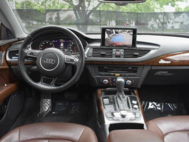 Красный Ауди A7 Sportback, объемом двигателя 3 л и пробегом 40 тыс. км за 9400 $, фото 7 на Automoto.ua