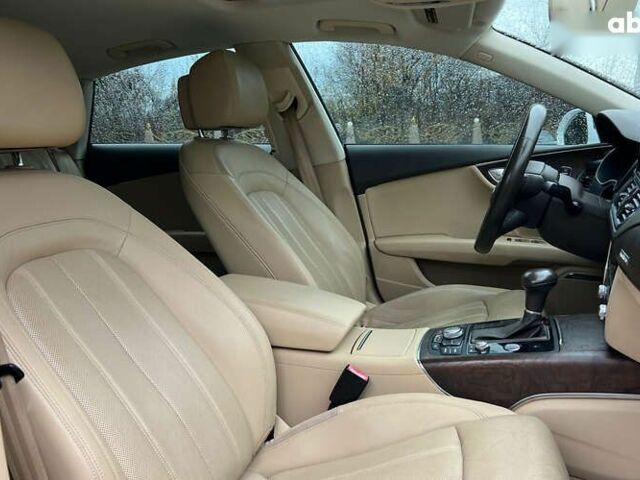 Ауди A7 Sportback, объемом двигателя 3 л и пробегом 299 тыс. км за 14200 $, фото 24 на Automoto.ua