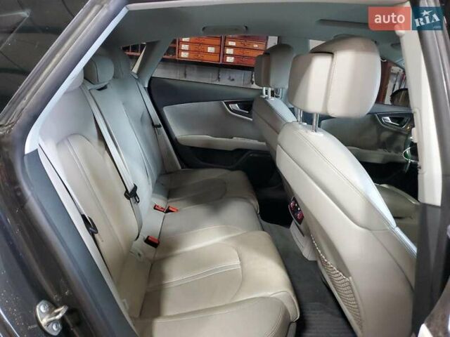Ауди A7 Sportback, объемом двигателя 3 л и пробегом 168 тыс. км за 4600 $, фото 9 на Automoto.ua