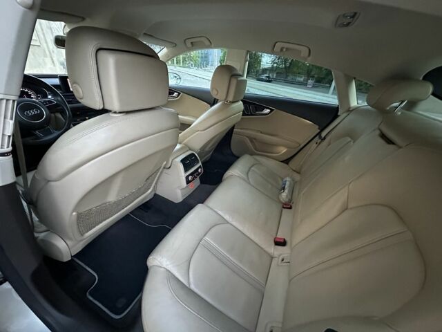 Сірий Ауді A7 Sportback, об'ємом двигуна 2.8 л та пробігом 160 тис. км за 21000 $, фото 23 на Automoto.ua