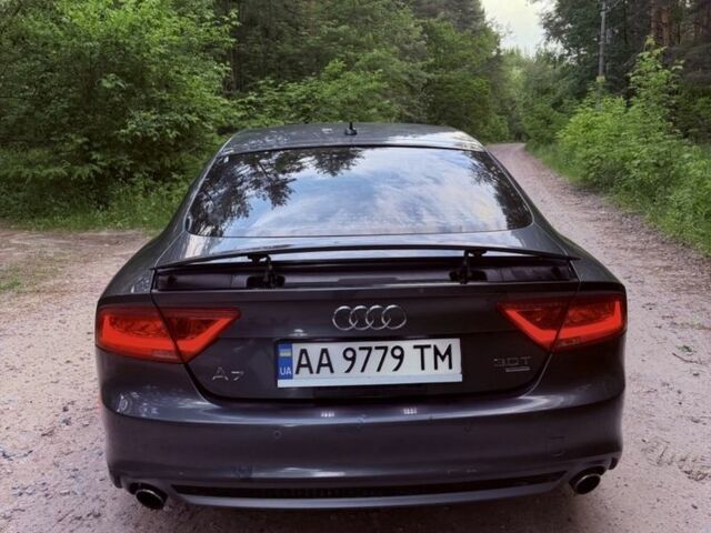 Сірий Ауді A7 Sportback, об'ємом двигуна 3 л та пробігом 228 тис. км за 13900 $, фото 3 на Automoto.ua