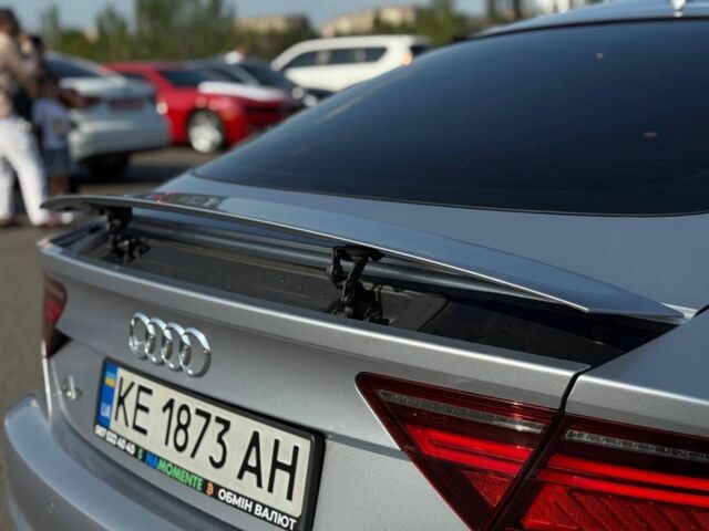 Ауди A7 Sportback 2017 в Кривом Роге на Automoto.ua Серый Ауди A7 Sportback, объемом двигателя 3 л и пробегом 220 тыс. км за 26000 $, фото 4 на Automoto.ua