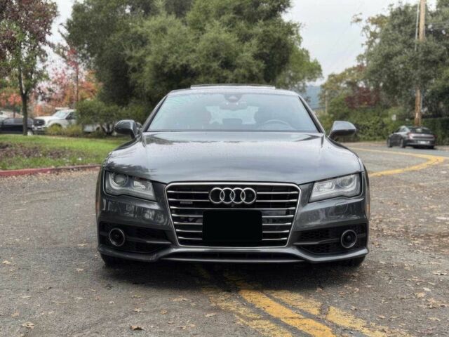 Серый Ауди A7 Sportback, объемом двигателя 3 л и пробегом 89 тыс. км за 11800 $, фото 1 на Automoto.ua