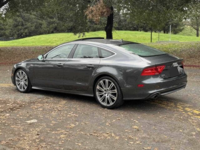 Серый Ауди A7 Sportback, объемом двигателя 3 л и пробегом 89 тыс. км за 11800 $, фото 6 на Automoto.ua