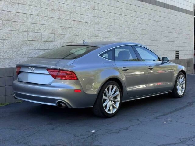 Серый Ауди A7 Sportback, объемом двигателя 3 л и пробегом 81 тыс. км за 17900 $, фото 6 на Automoto.ua