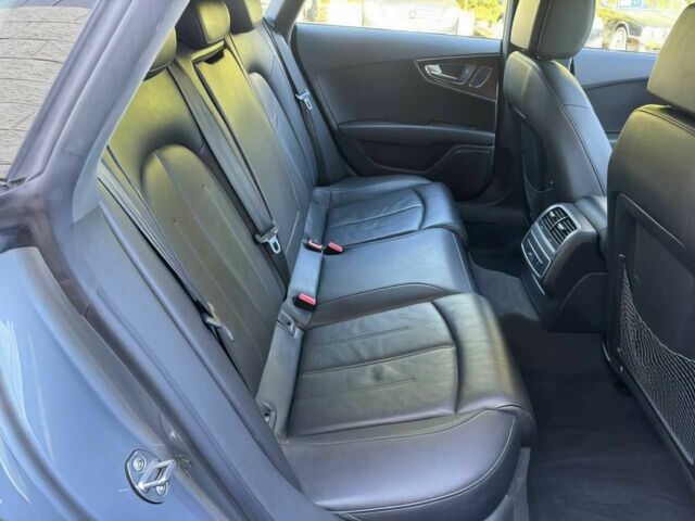 Серый Ауди A7 Sportback, объемом двигателя 3 л и пробегом 81 тыс. км за 17900 $, фото 11 на Automoto.ua