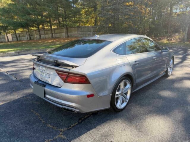 Серый Ауди A7 Sportback, объемом двигателя 3 л и пробегом 79 тыс. км за 14200 $, фото 6 на Automoto.ua