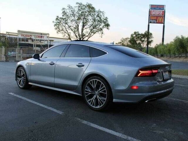 Серый Ауди A7 Sportback, объемом двигателя 3 л и пробегом 45 тыс. км за 5800 $, фото 2 на Automoto.ua