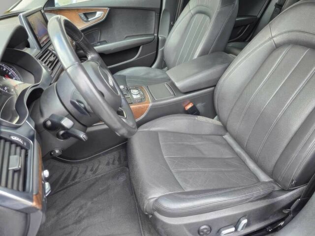 Серый Ауди A7 Sportback, объемом двигателя 3 л и пробегом 114 тыс. км за 8400 $, фото 6 на Automoto.ua