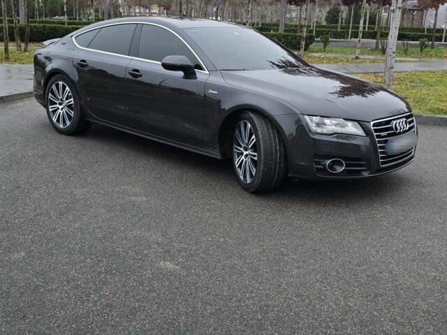 Серый Ауди A7 Sportback, объемом двигателя 3 л и пробегом 182 тыс. км за 16000 $, фото 1 на Automoto.ua