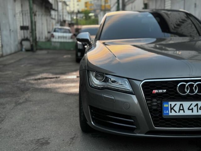 Серый Ауди A7 Sportback, объемом двигателя 3 л и пробегом 193 тыс. км за 17800 $, фото 2 на Automoto.ua