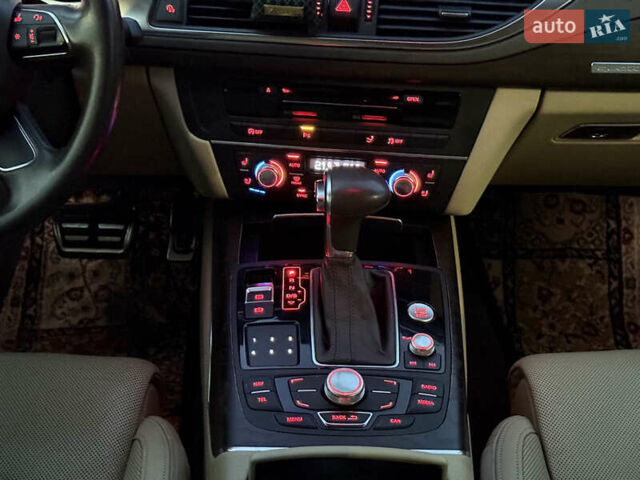 Сірий Ауді A7 Sportback, об'ємом двигуна 3 л та пробігом 260 тис. км за 15800 $, фото 16 на Automoto.ua