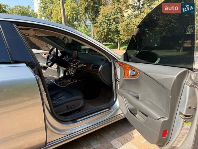Серый Ауди A7 Sportback, объемом двигателя 3 л и пробегом 255 тыс. км за 12750 $, фото 24 на Automoto.ua