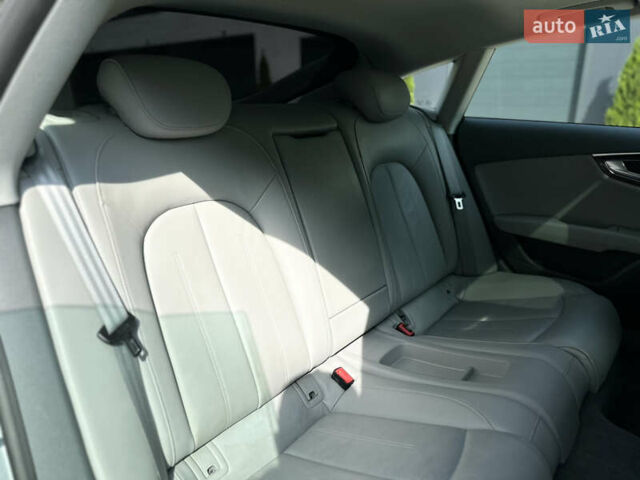 Сірий Ауді A7 Sportback, об'ємом двигуна 3 л та пробігом 230 тис. км за 16500 $, фото 93 на Automoto.ua