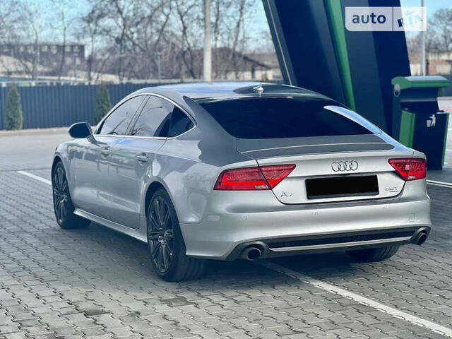 Сірий Ауді A7 Sportback, об'ємом двигуна 3 л та пробігом 210 тис. км за 16500 $, фото 3 на Automoto.ua