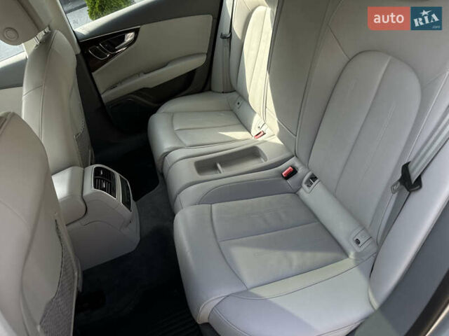 Сірий Ауді A7 Sportback, об'ємом двигуна 3 л та пробігом 230 тис. км за 16500 $, фото 84 на Automoto.ua
