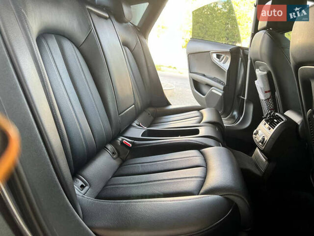 Серый Ауди A7 Sportback, объемом двигателя 3 л и пробегом 134 тыс. км за 22500 $, фото 19 на Automoto.ua